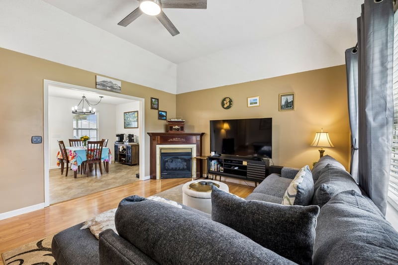 2029 Patricia Dr, Greenbrier, TN 37073