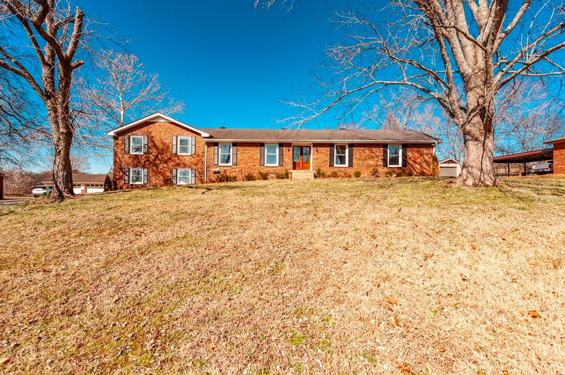 704 Emily Dr, Goodlettsville, TN 37072