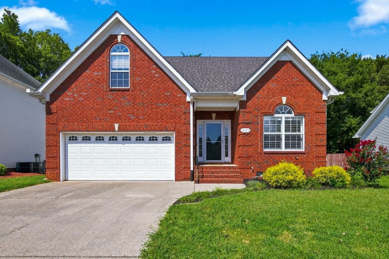 2153 Aberdeen Cir, Murfreesboro, TN 37130