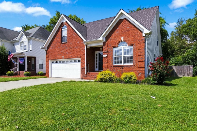 2153 Aberdeen Cir, Murfreesboro, TN 37130