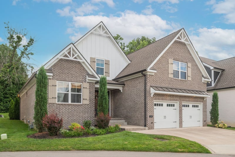 260 Valley Bend Dr, Nashville, TN 37214
