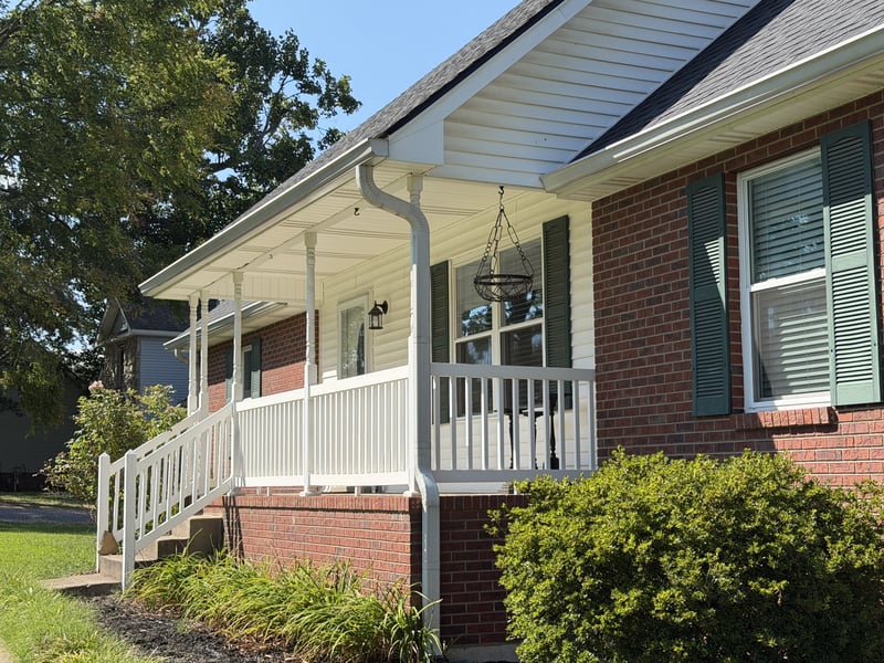 145 S Palmers Chapel Rd, White House, TN 37188