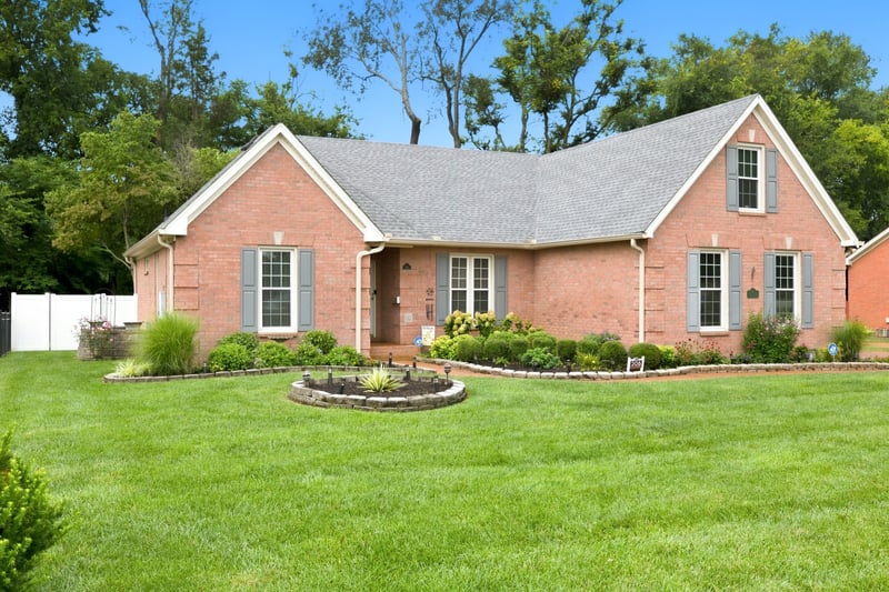 206 Savannah Rdg, Murfreesboro, TN 37127