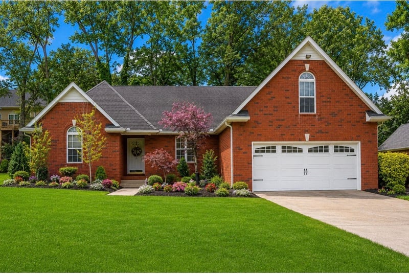 616 Woodland Hills Dr, La Vergne, TN 37086