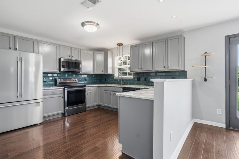 1239 California Dr, Murfreesboro, TN 37129
