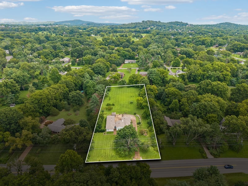 702 Wilson Pike, Brentwood, TN 37027