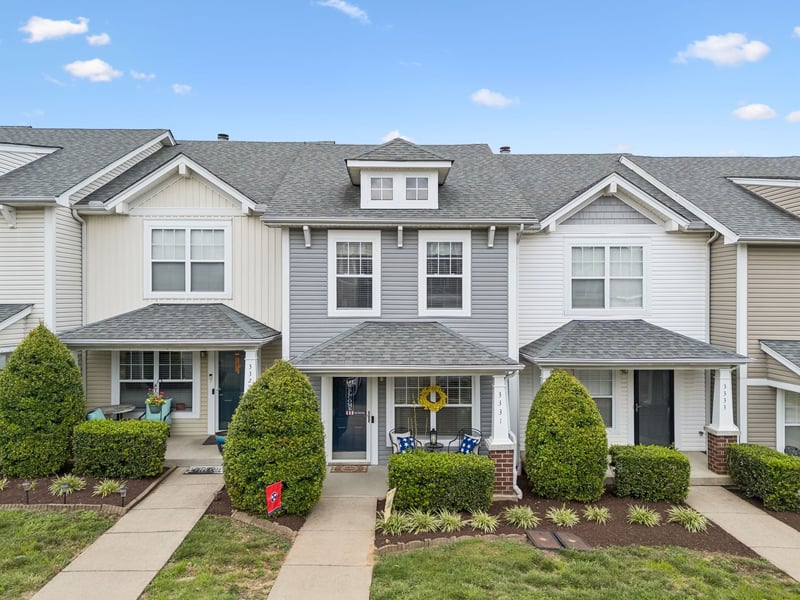 3331 Harpeth Springs Dr, Nashville, TN 37221