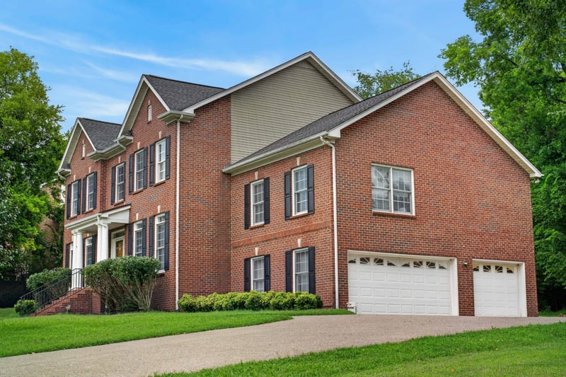 110 Shorecrest Cir, Hendersonville, TN 37075