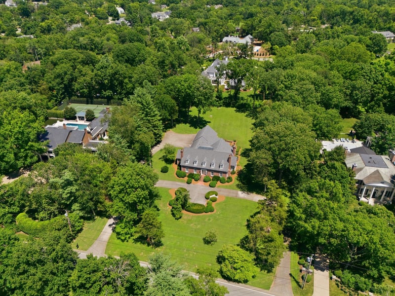 1030 Chancery Ln, Nashville, TN 37215