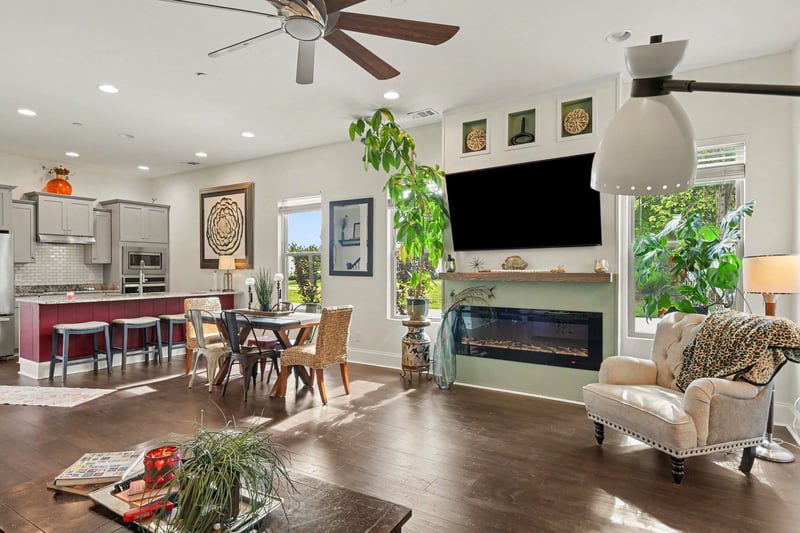 107 Savannah Ave, Pleasant View, TN 37146