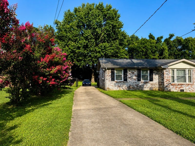 107 Gayle Dr, Old Hickory, TN 37138