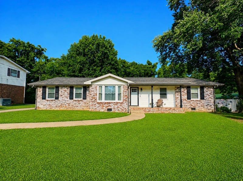 107 Gayle Dr, Old Hickory, TN 37138