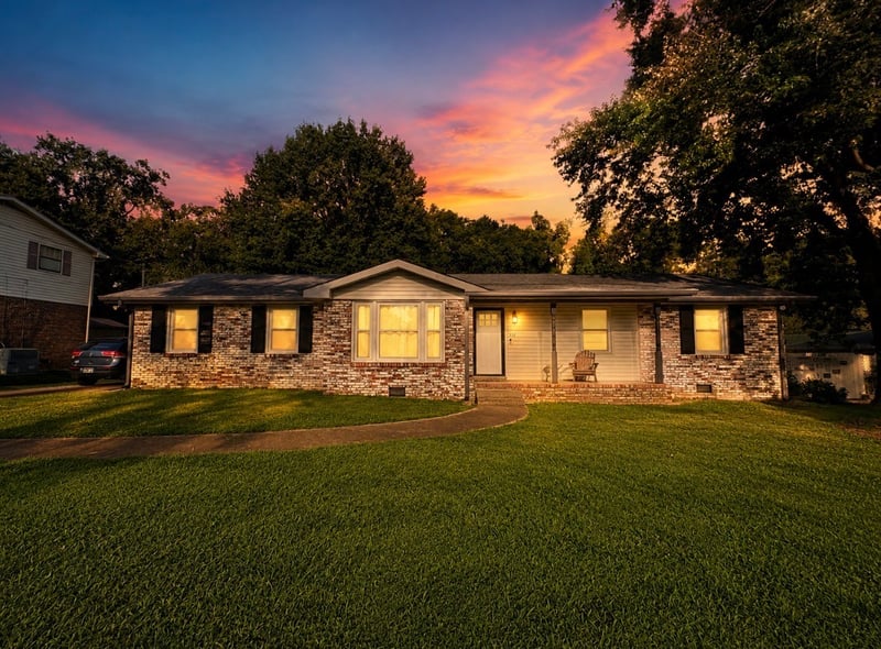 107 Gayle Dr, Old Hickory, TN 37138