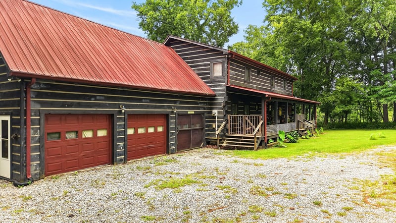 1060 Martha Ln, Gallatin, TN 37066