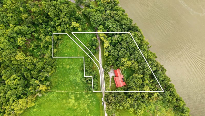 1060 Martha Ln, Gallatin, TN 37066