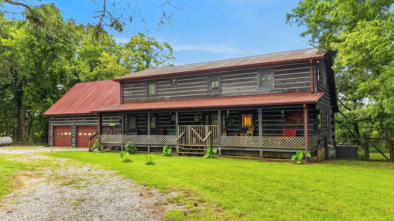 1060 Martha Ln, Gallatin, TN 37066