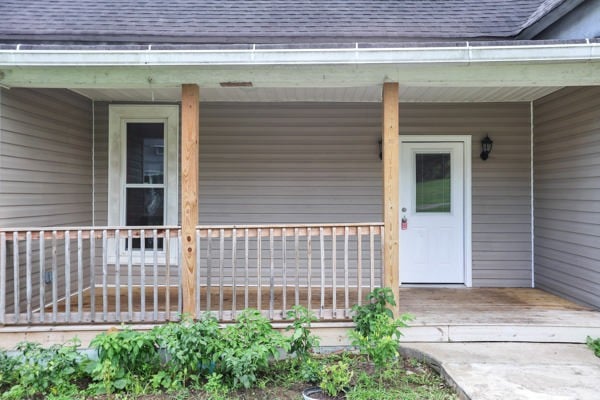724 W Main St, Watertown, TN 37184