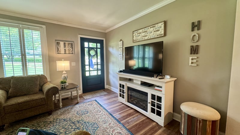 107 La Via Dr, Hendersonville, TN 37075