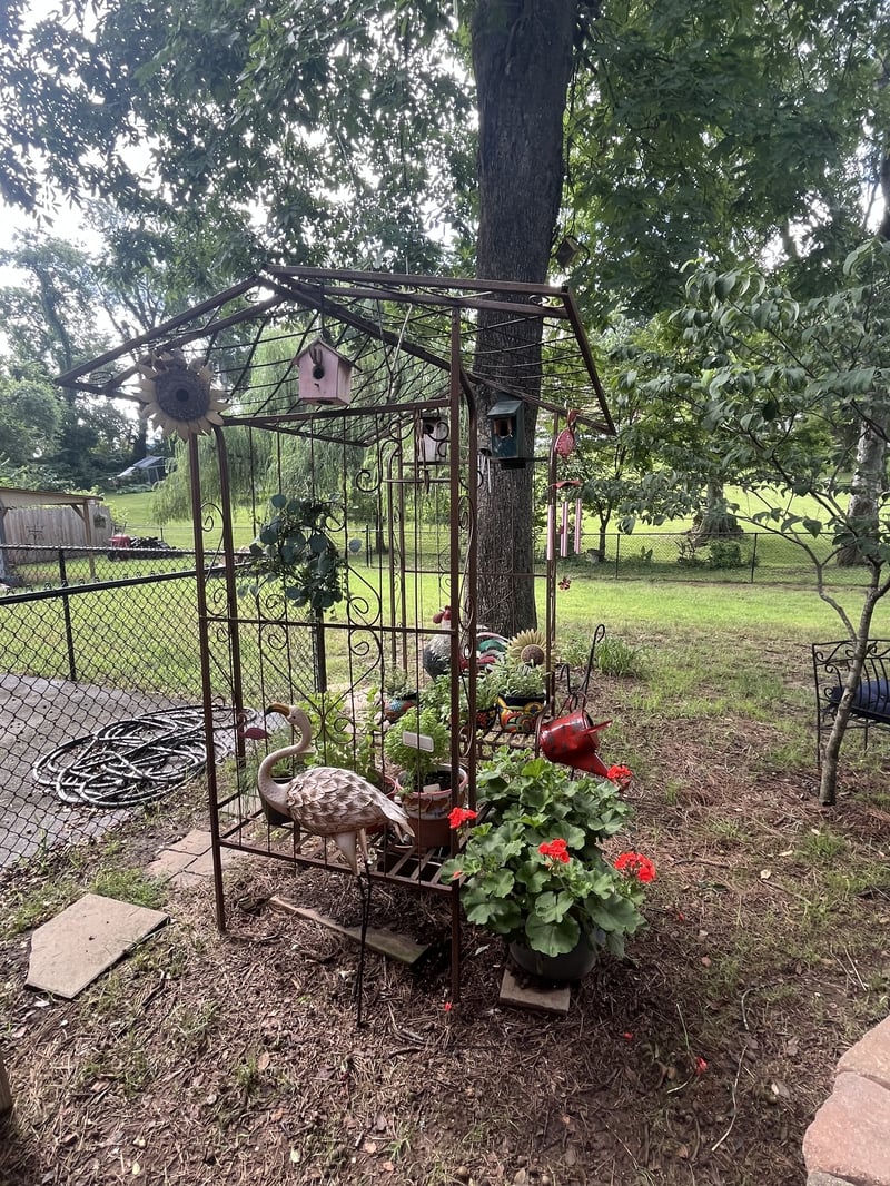 107 La Via Dr, Hendersonville, TN 37075