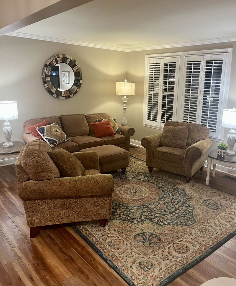 107 La Via Dr, Hendersonville, TN 37075