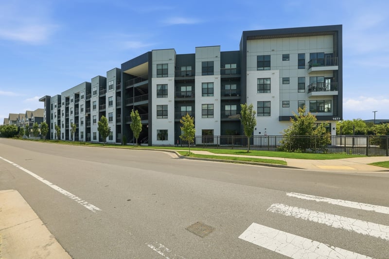 1677 54th Ave #118, Nashville, TN 37209