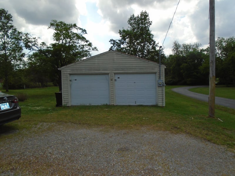 1544 Neelys Bend Rd, Madison, TN 37115