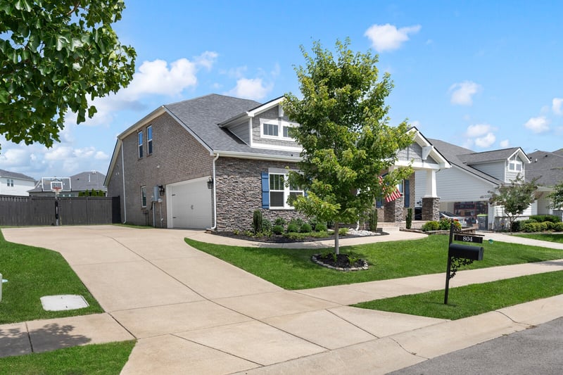804 Ravensdowne Dr, Nolensville, TN 37135