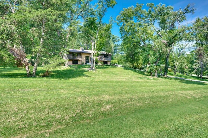 2010 Sunny Side Dr, Brentwood, TN 37027