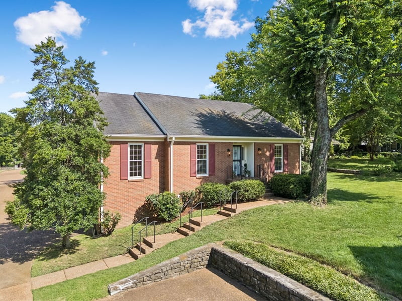 4327 Belmont Park Ter, Nashville, TN 37215