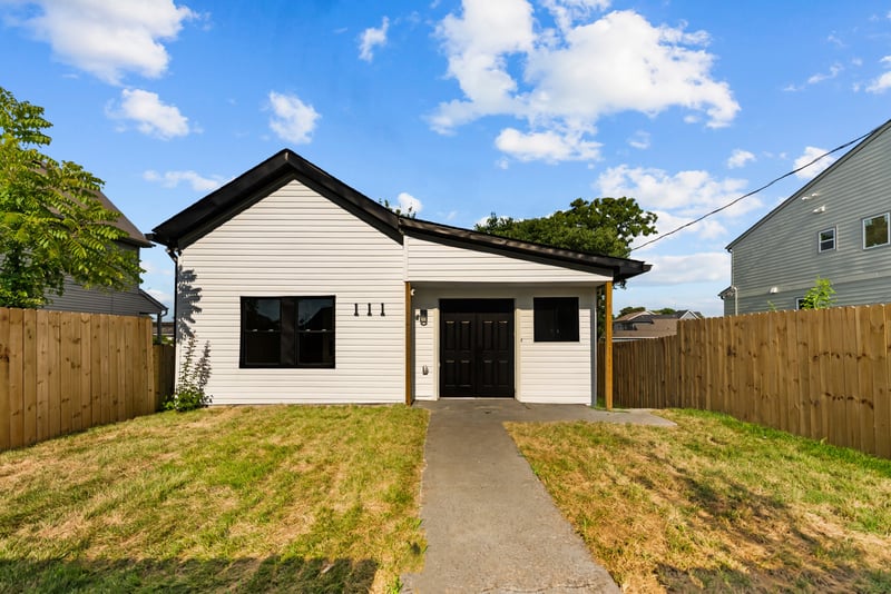 111 Lewis St, Nashville, TN 37210
