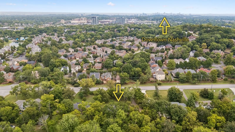 1511 Harding Pl, Nashville, TN 37215