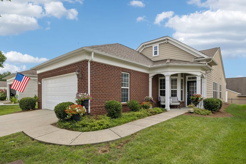 215 Old Towne Dr, Mount Juliet, TN 37122
