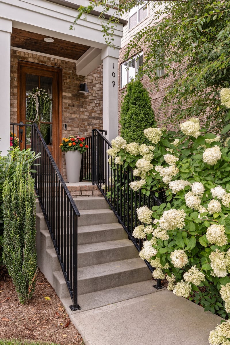 109 Demoss Rd, Nashville, TN 37209