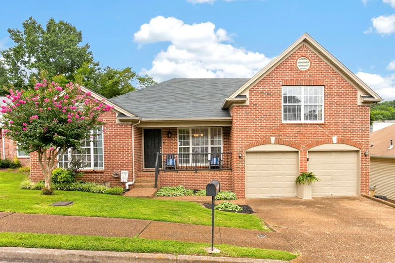3020 Harbor Lights Dr, Nashville, TN 37217