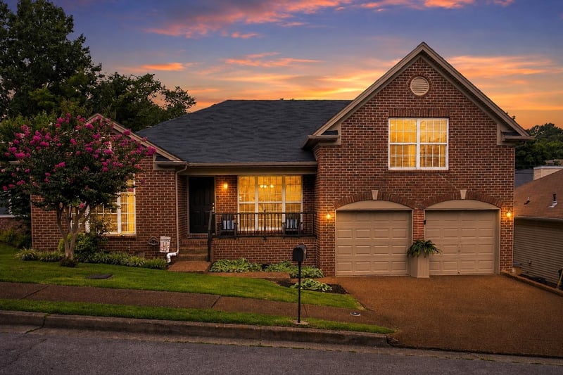 3020 Harbor Lights Dr, Nashville, TN 37217