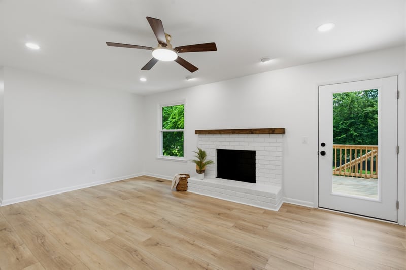 1025 Woodmont Dr, Gallatin, TN 37066