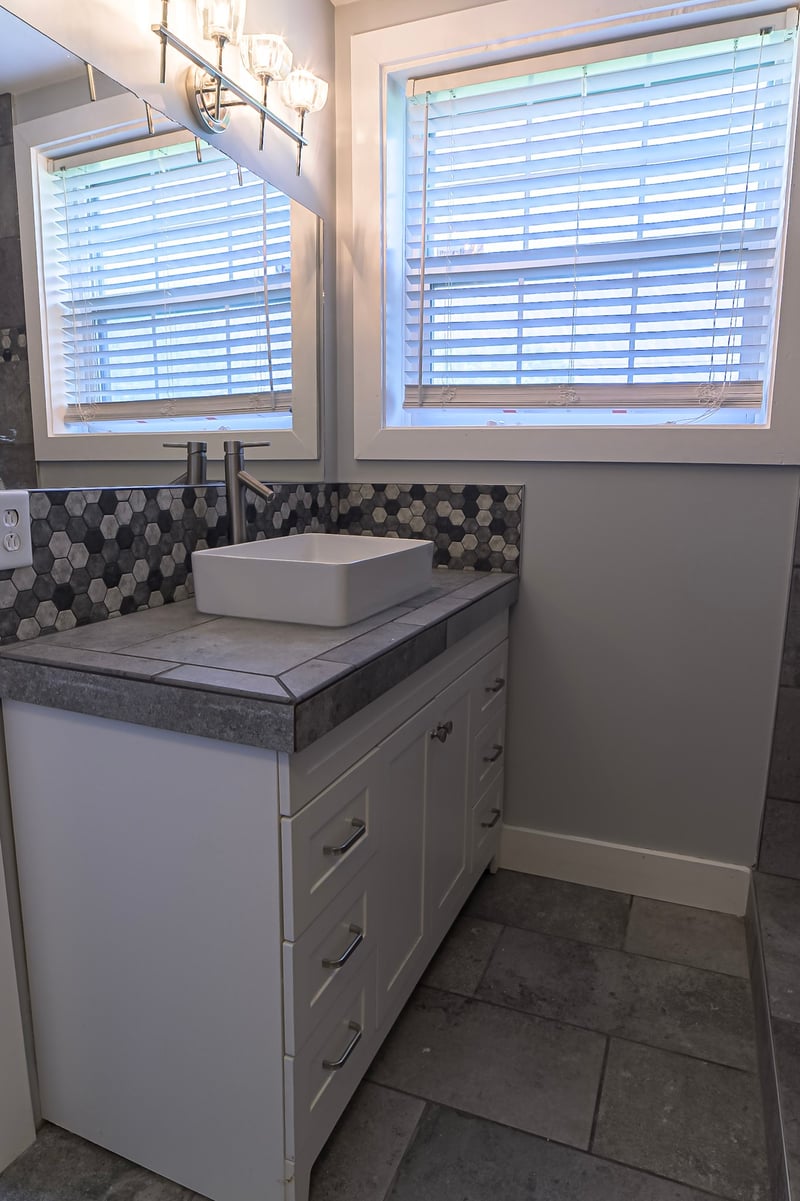 1601 Saunders Ave, Madison, TN 37115