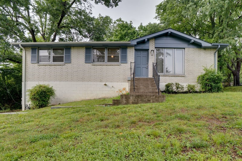 125 Curtis Cross Roads, Hendersonville, TN 37075