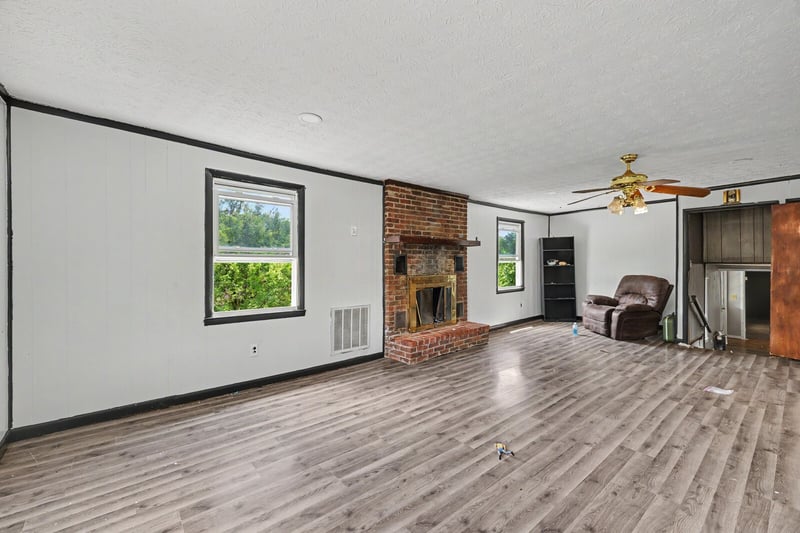 1317 Highway 259 , Portland, TN 37148