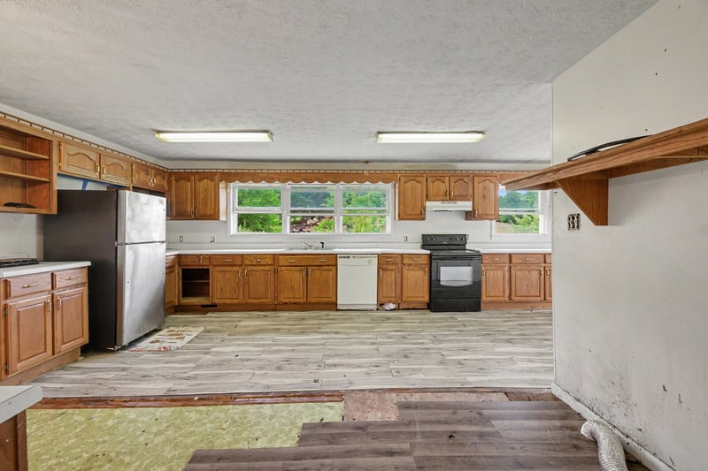 1317 Highway 259 , Portland, TN 37148