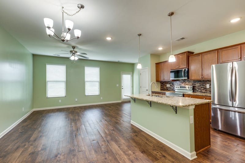 3939 Cannonsgate Ln, Murfreesboro, TN 37128