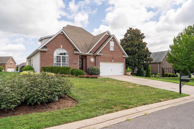 5318 Cloister Dr, Murfreesboro, TN 37128