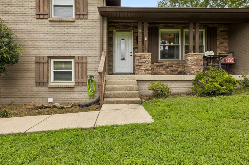 708 Glen Oaks Dr, Mount Juliet, TN 37122