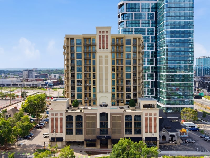 1510 Demonbreun St #502, Nashville, TN 37203