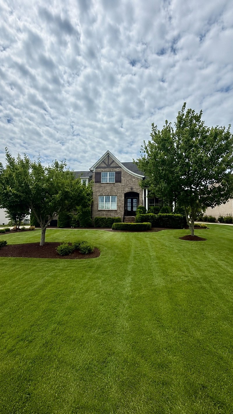 4137 Banner Square Ln, Arrington, TN 37014