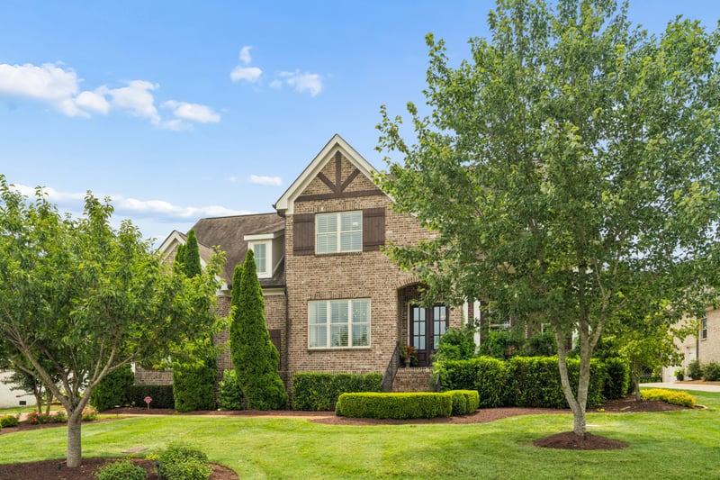 4137 Banner Square Ln, Arrington, TN 37014