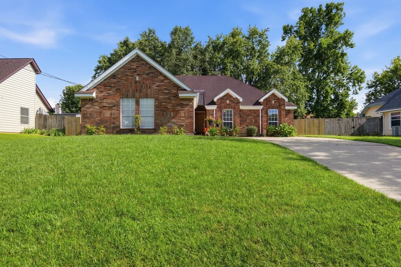 4451 S Trace Blvd, Old Hickory, TN 37138