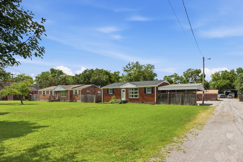 549 E Maple St, Madison, TN 37115
