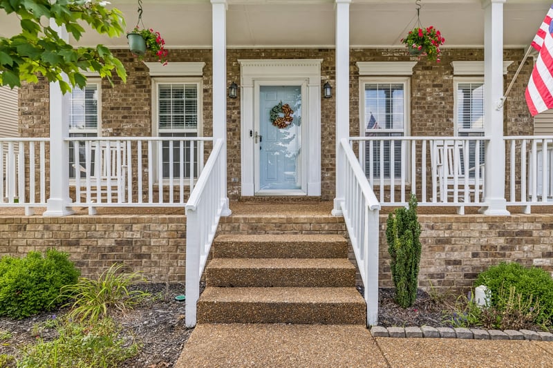 2268 Dewey Dr, Spring Hill, TN 37174