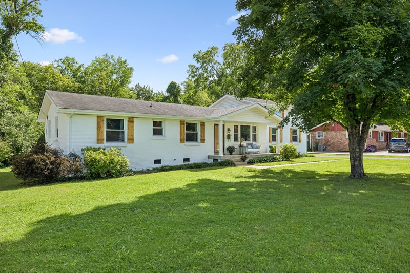 110 Donna Dr, Hendersonville, TN 37075